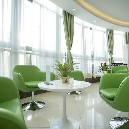 Vatica Shangdong Zaozhuang Tengzhou Railway Station Hotel Екстериор снимка
